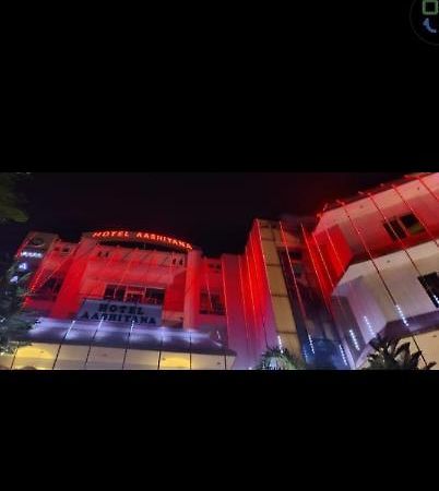 Hotel Aashiyana And Banquet Hall Харидвар Экстерьер фото